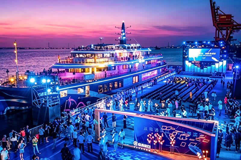 Cruise Ship Aluminum Hull and Outfitting Case Study